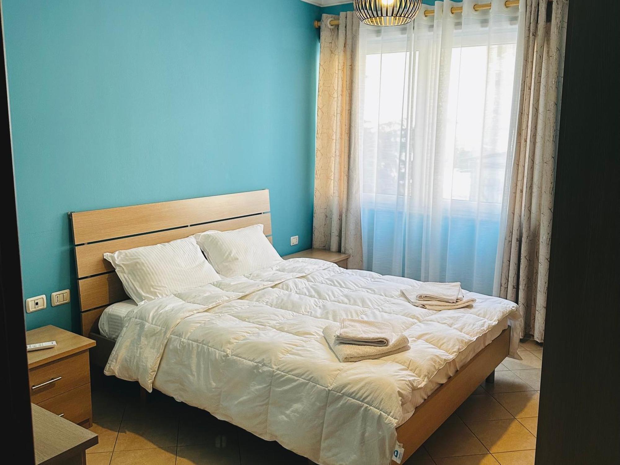 Quiet & Spacious City Center Apartment - 4 Min Walk Тирана Экстерьер фото